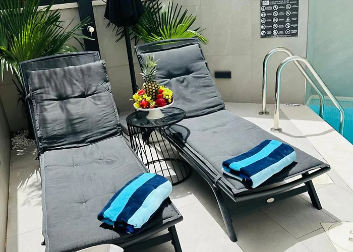 Apartment One B With Heated Private Pool