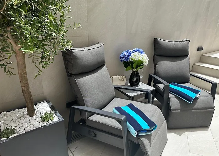 Apartment One B With Heated Private Pool