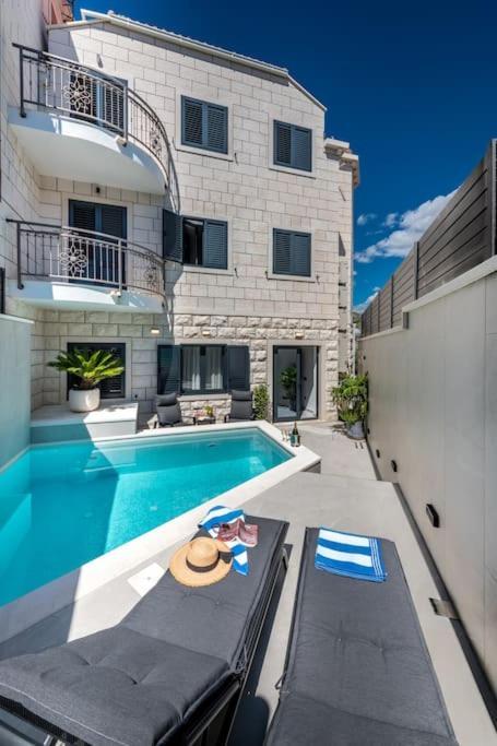 Apartment One B With Heated Private Pool Dubrovnik