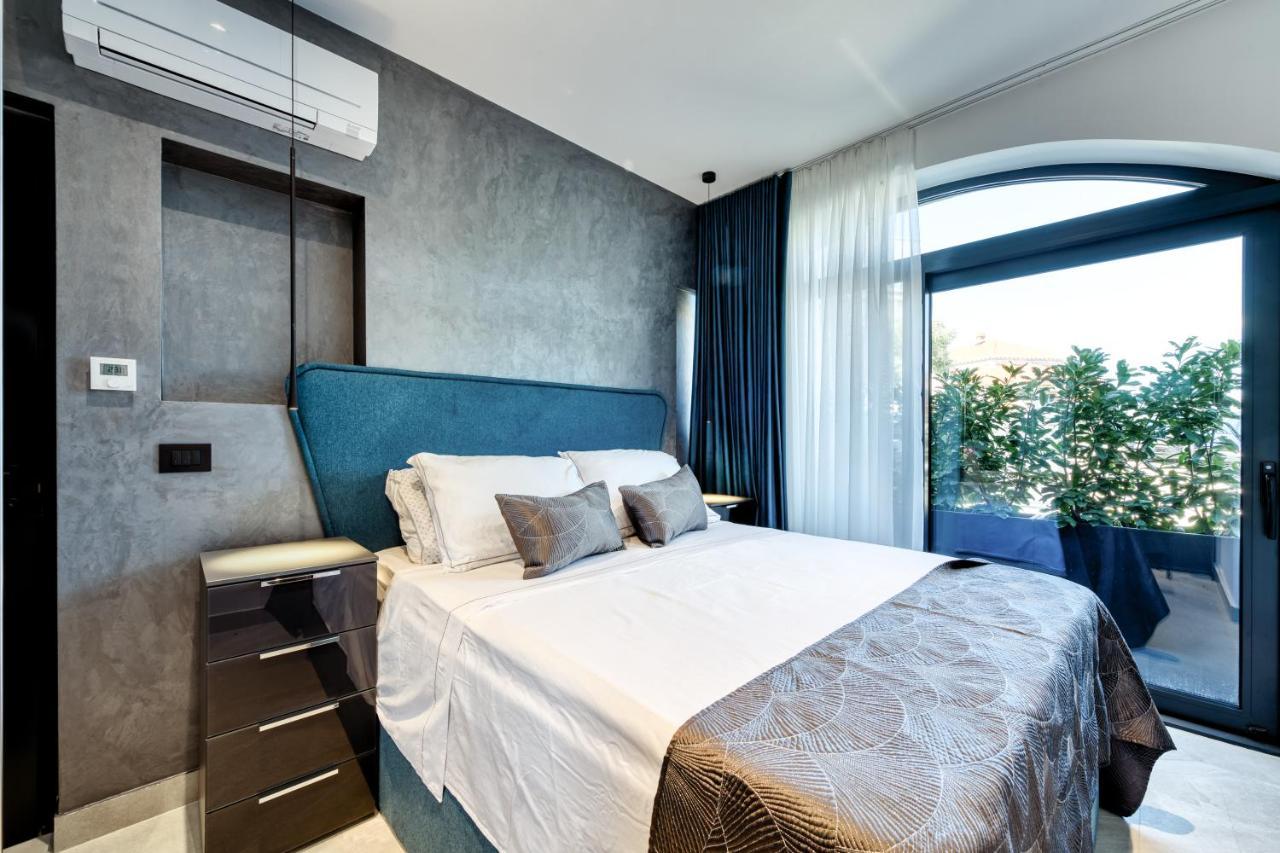 One B With Heated Private Pool