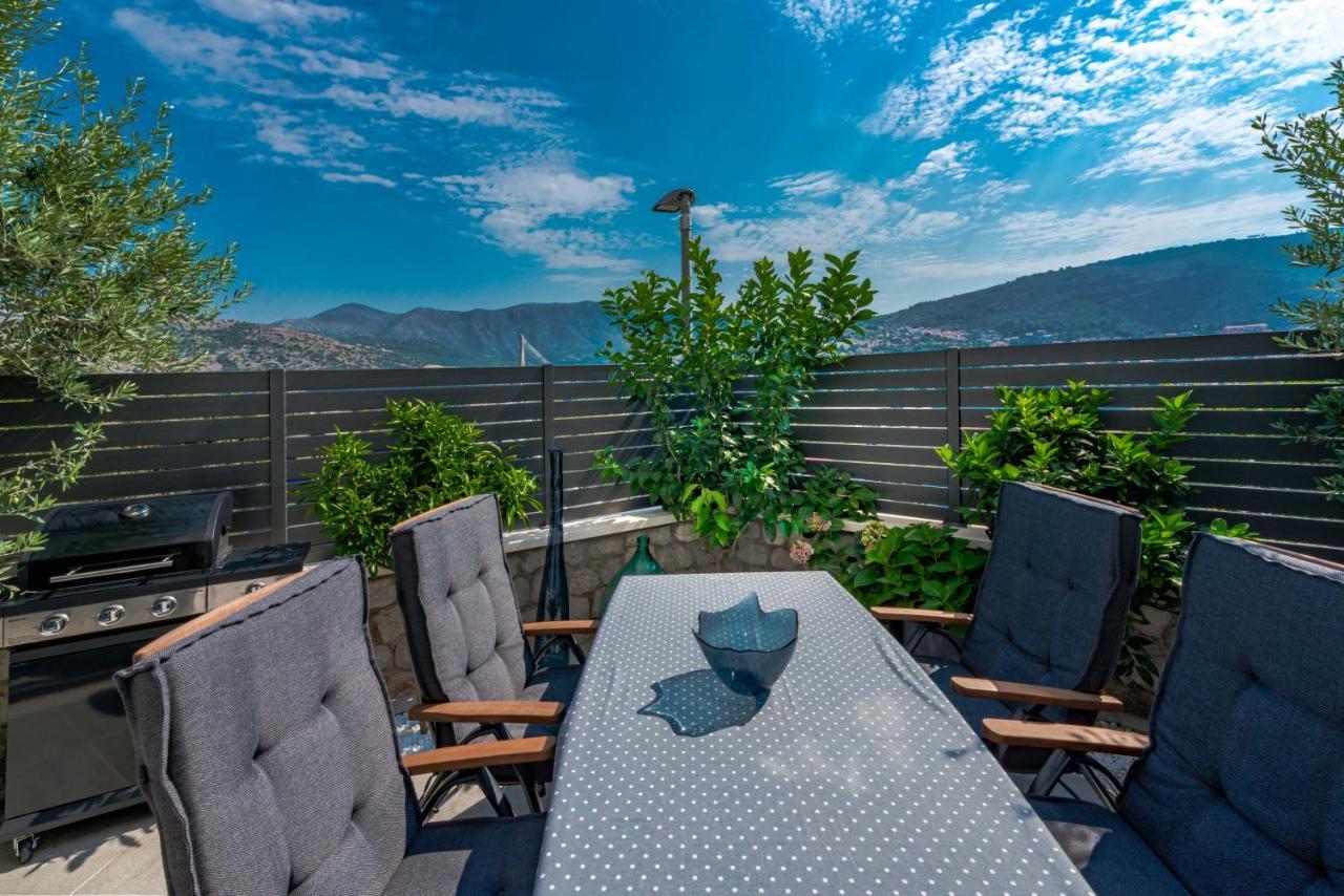 One B With Heated Private Pool Apartment *