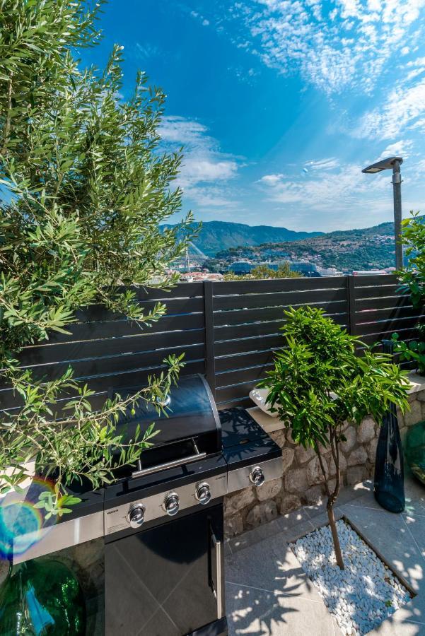 One B With Heated Private Pool Apartment